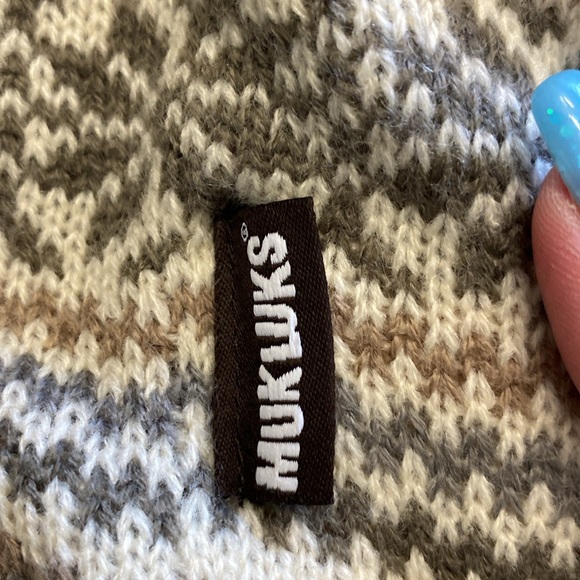 Mukluks woman’s snow bunny faux fur helmet knit hat and arm warmer sleeves 3pc - Picture 6 of 13